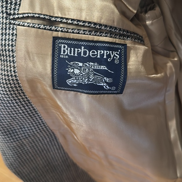 Vintage mens Burberry Black and tan Sport Coat - Picture 4 of 8